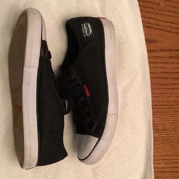 Levi Strauss & Co. kids size 4 lace up tennis shoe - Picture 2 of 7